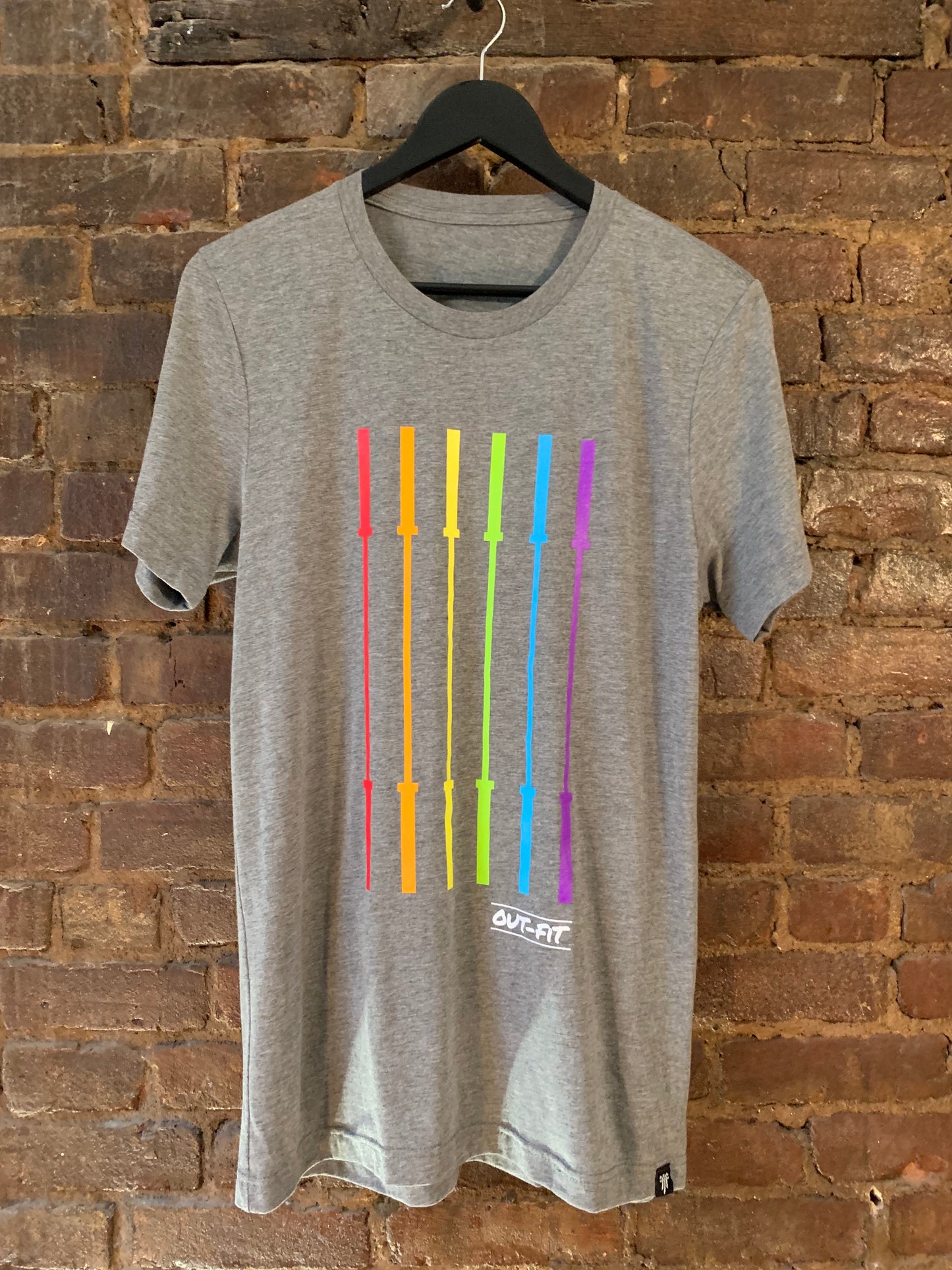OUT-FIT Barbell Flag T - Grey