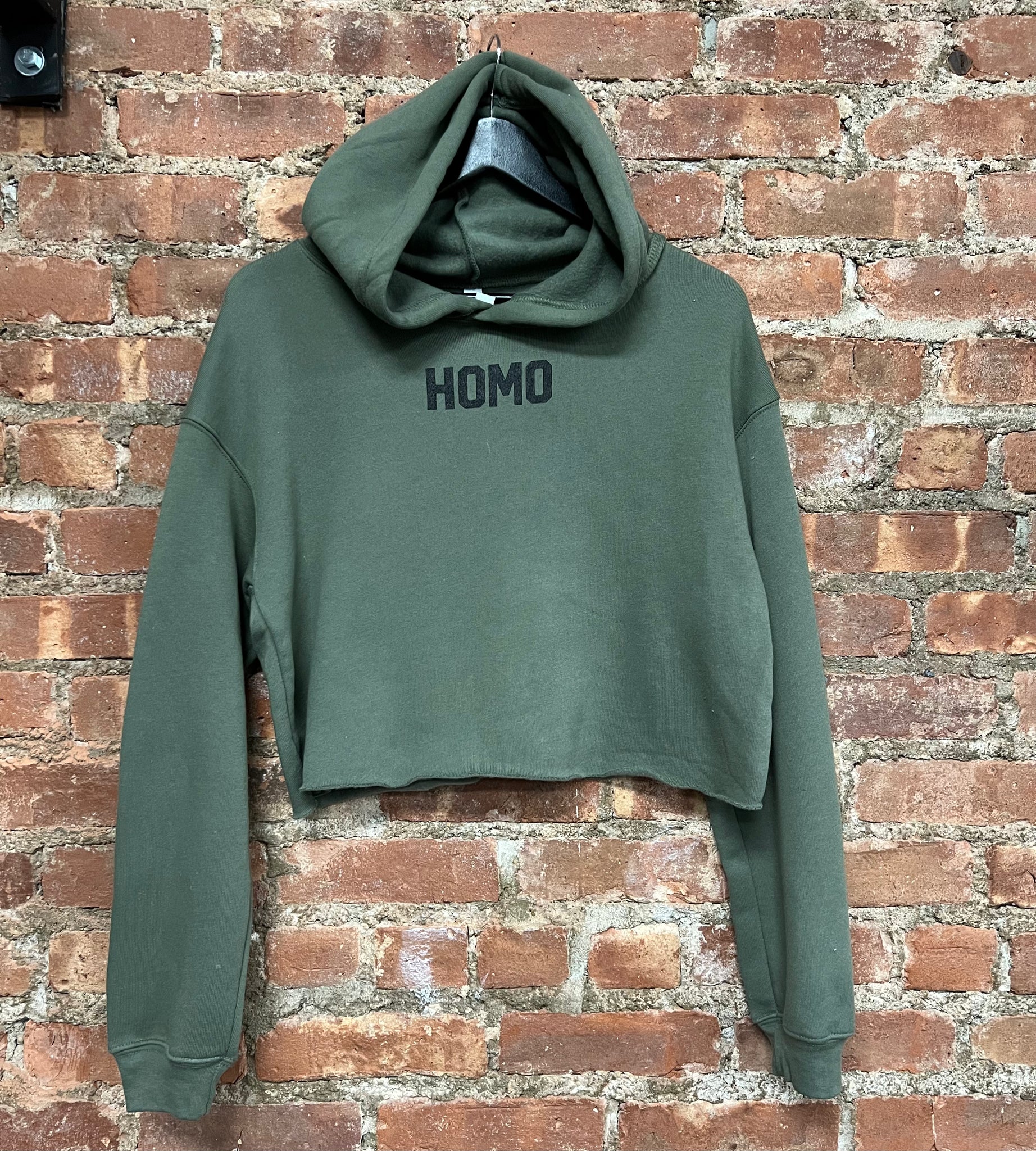 HOMO Crop Sweatshirt Olive OUT FIT PROUD