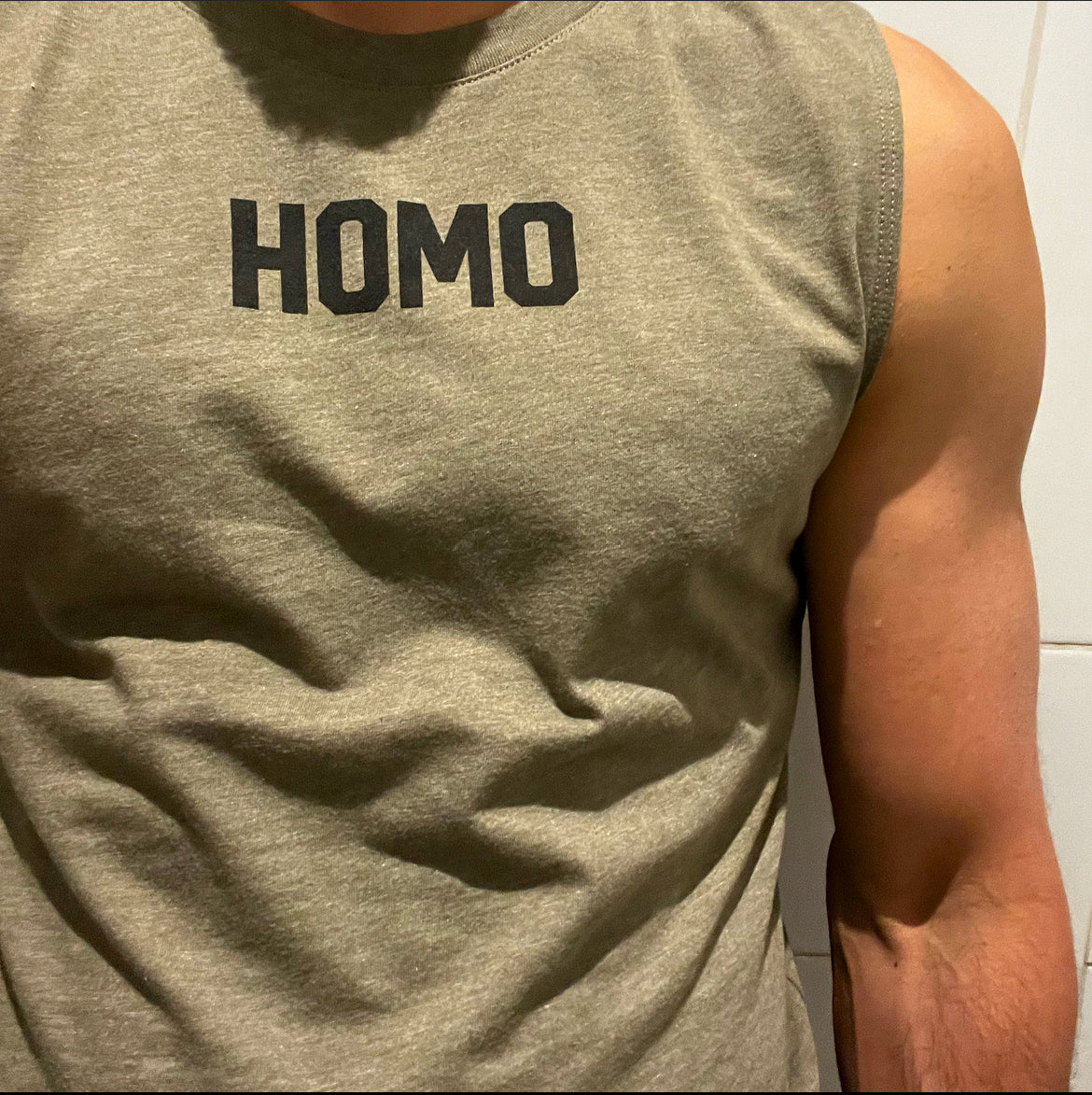 HOMO Muscle Tank - Olive